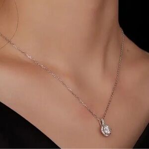 NWT SS Moissanite  DaintyPendant Necklace